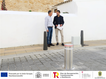 Sant Antoni pone en marcha el nuevo sistema de pivotes automáticos en el núcleo urbano