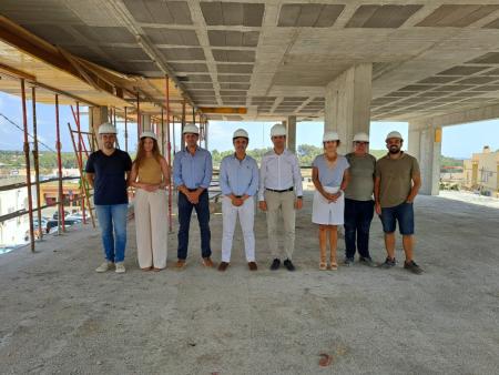 Visita del conseller d’Educació, Antoni Vera, a les obres de la nova escoleta infantil de Sant Rafel