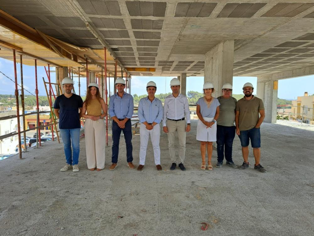  Imatge Visita del conseller d’Educació, Antoni Vera, a les obres de la nova escoleta infantil de Sant Rafel